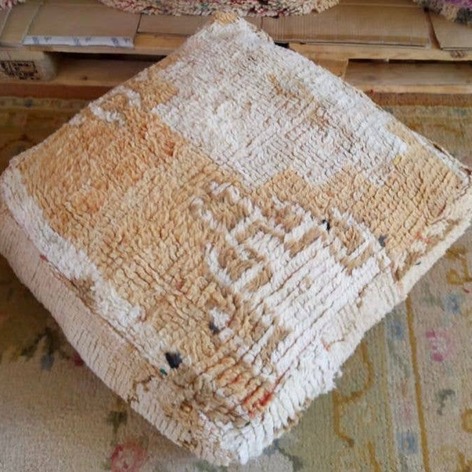 Selling: 100 Stuks Vintage Marokkaanse Kelim Vloer Poef, Ottoman