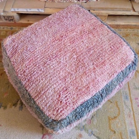 Selling: 100 Stuks Vintage Marokkaanse Kelim Vloer Poef, Ottoman