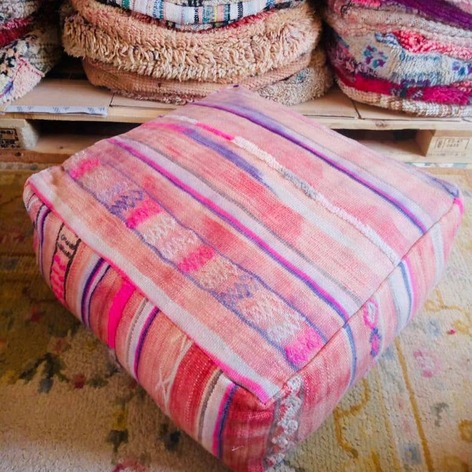 Selling: 100 Stuks Vintage Marokkaanse Kelim Vloer Poef, Ottoman
