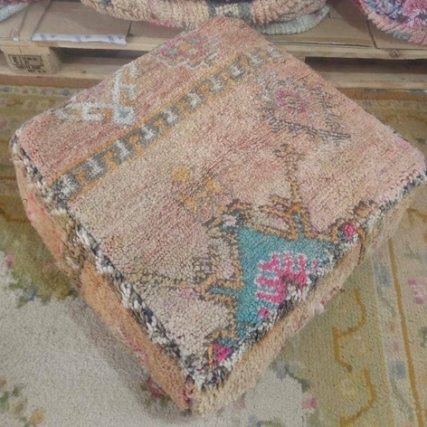 Selling: 100 Stuks Vintage Marokkaanse Kelim Vloer Poef, Ottoman