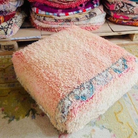Selling: 100 Stuks Vintage Marokkaanse Kelim Vloer Poef, Ottoman
