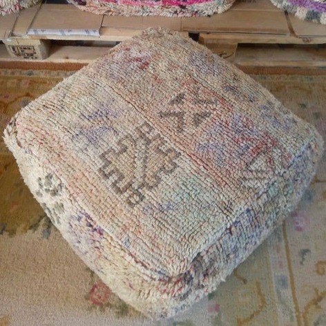 Selling: 100 Stuks Vintage Marokkaanse Kelim Vloer Poef, Ottoman