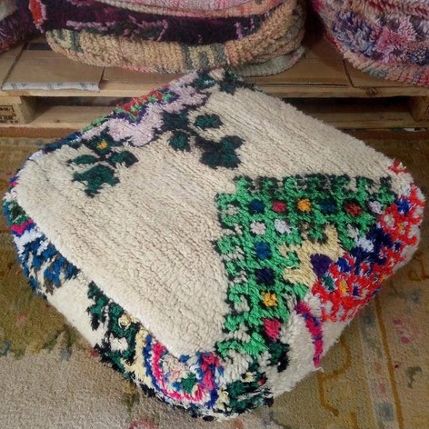 Selling: 100 Stuks Vintage Marokkaanse Kelim Vloer Poef, Ottoman
