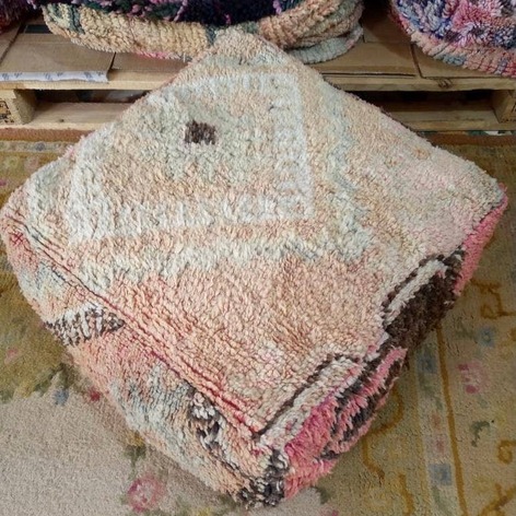 Selling: 100 Stuks Vintage Marokkaanse Kelim Vloer Poef, Ottoman