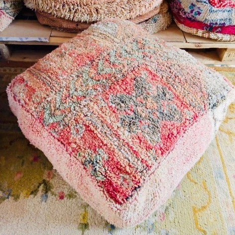 Selling: 100 Stuks Vintage Marokkaanse Kelim Vloer Poef, Ottoman