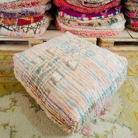 Selling: 100 Stuks Vintage Marokkaanse Kelim Vloer Poef, Ottoman