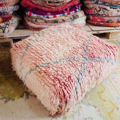 Selling: 100 Stuks Vintage Marokkaanse Kelim Vloer Poef, Ottoman