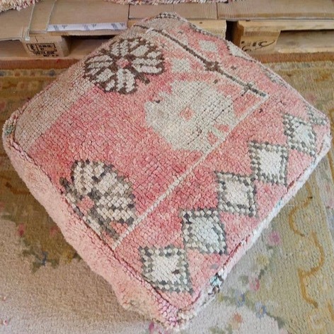 Selling: 100 Stuks Vintage Marokkaanse Kelim Vloer Poef, Ottoman