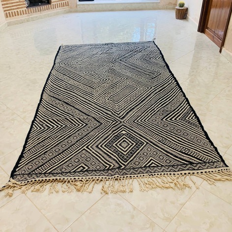Selling: Beni Ouarain Rug 2041 Moroccan Carpet Handmade 150 - 270 Cm