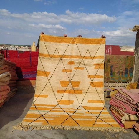 Selling: Handmade Moroccan Carpet Rug Boujaad 1107