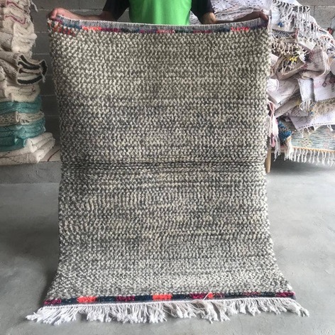Selling: Handmade Moroccan Rugs Azilal 100 X 150 Cm